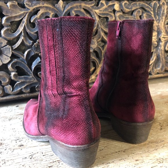 RARE Free People Barbary Velvet Snake Print Western Steel Tip Ankle Boots 37/7 - Picture 11 of 17